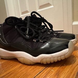 Jordan Kids Sneakers Black and White